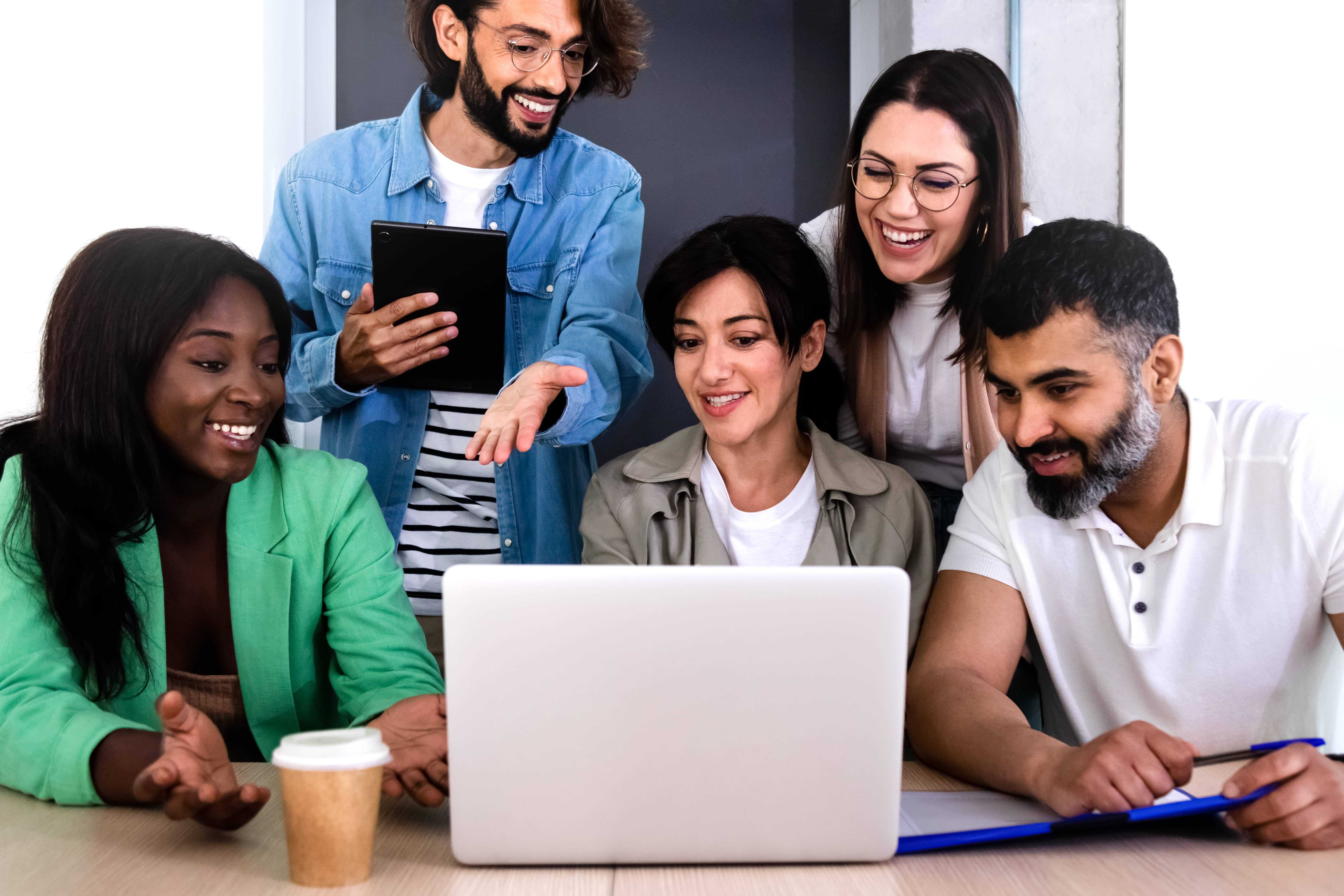 Guide to Leadership Training Image Vendor HSI Guide to Leadership Training Image Vendor HSI