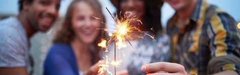 Fireworks-Related Injuries by the Numbers 与烟花有关的伤亡数字